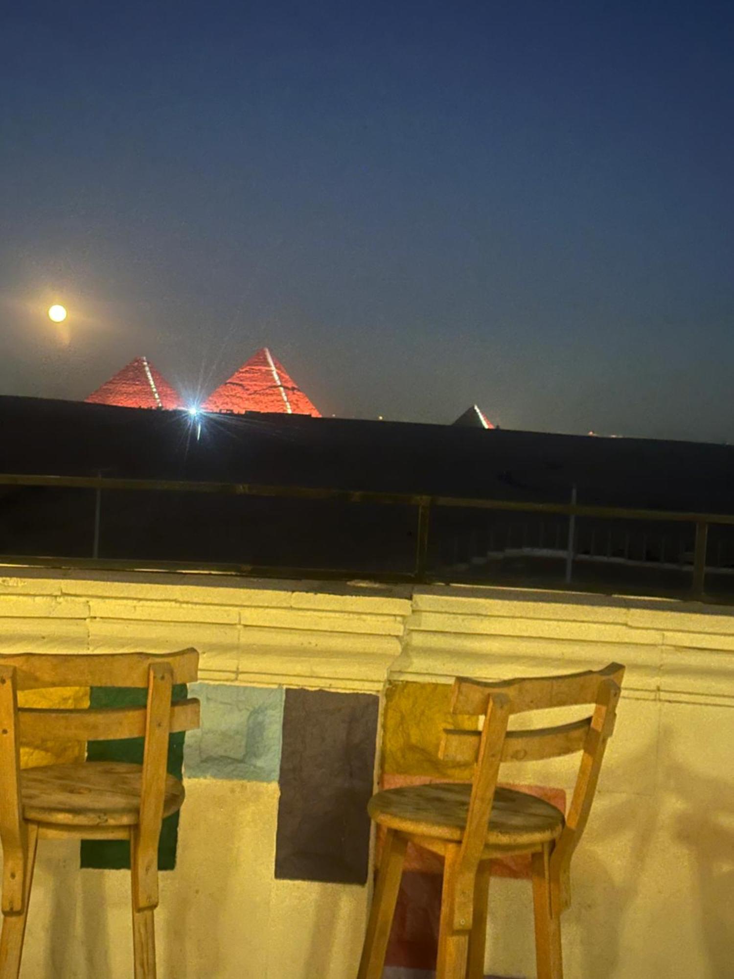 Atlantis Pyramids Inn Ghatati Luaran gambar